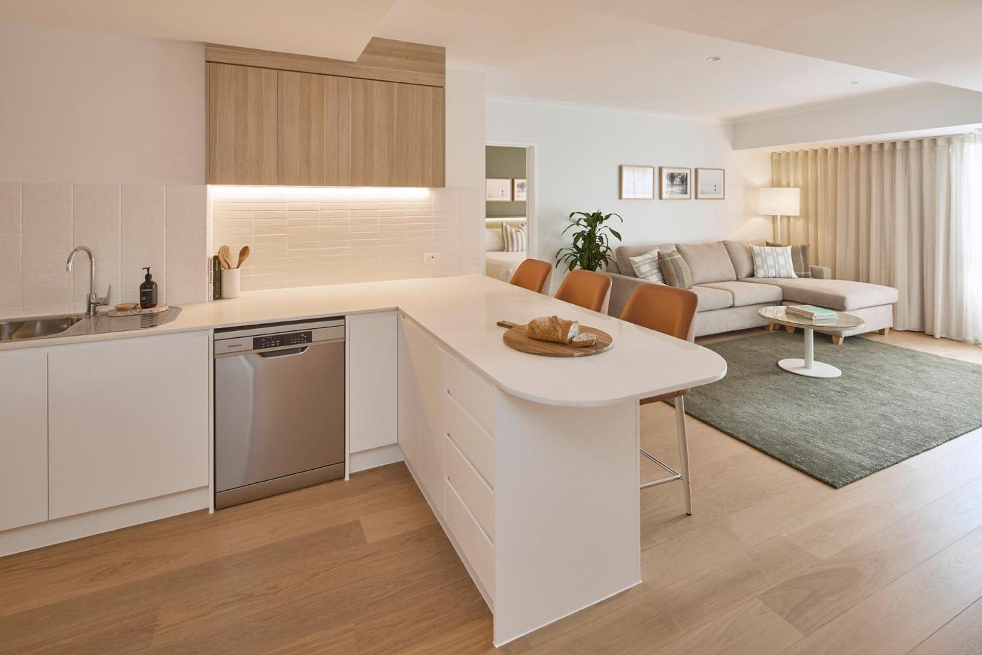 Rydges Port Macquarie Executive Suite 3