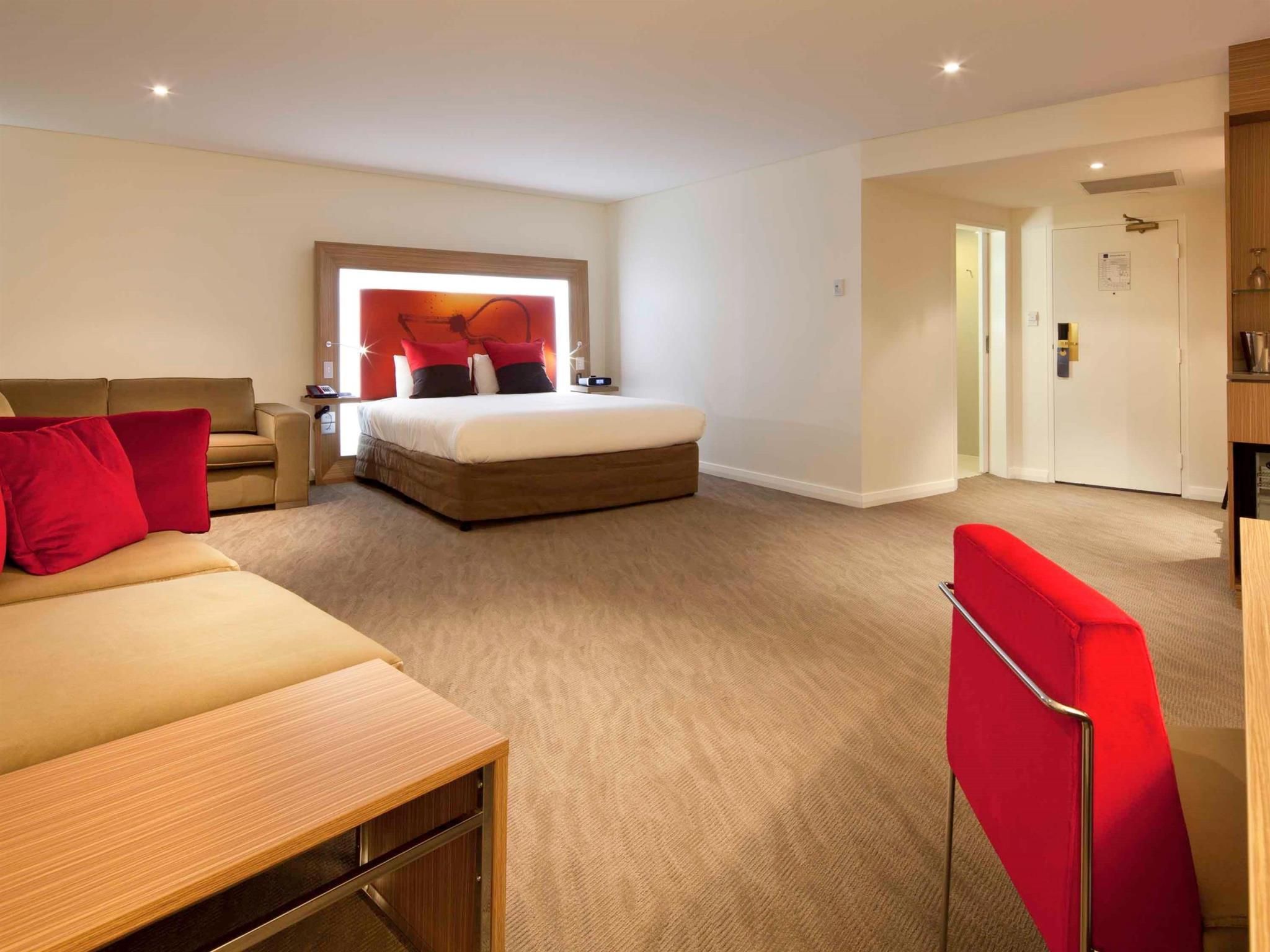 Deluxe Suite with King Bed