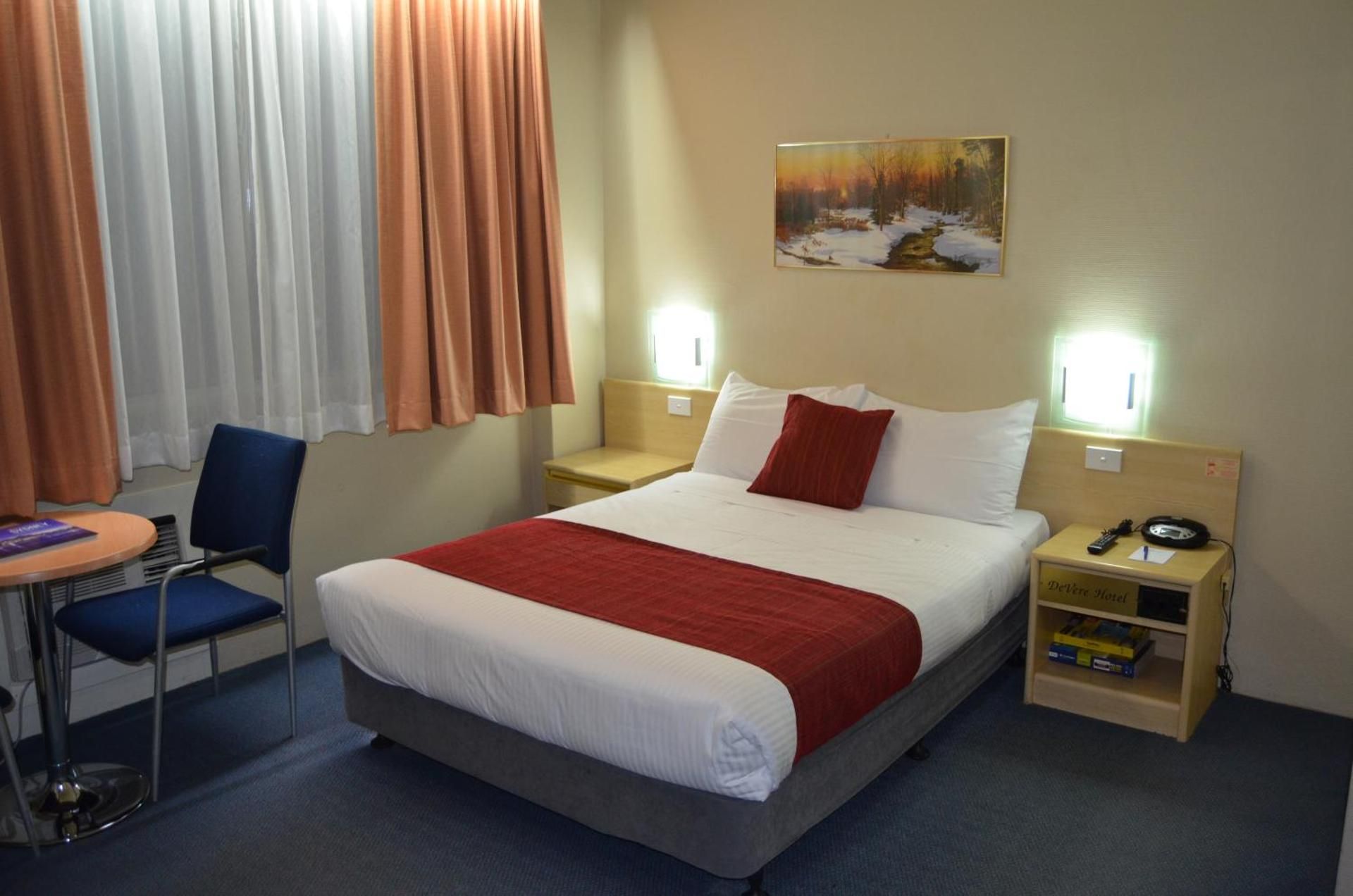Devere Hotel Standard Double 2