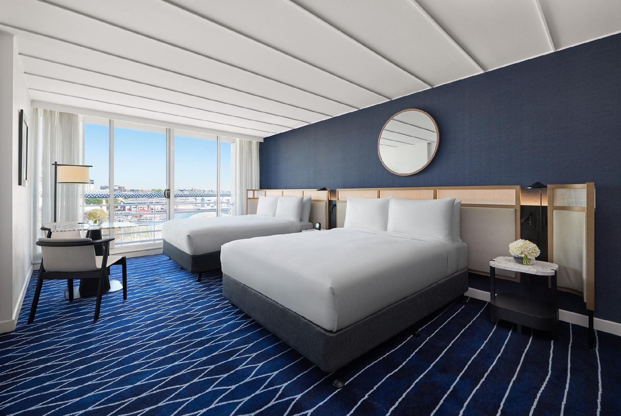 2 Queen Beds Daring Harbour View With Balcony