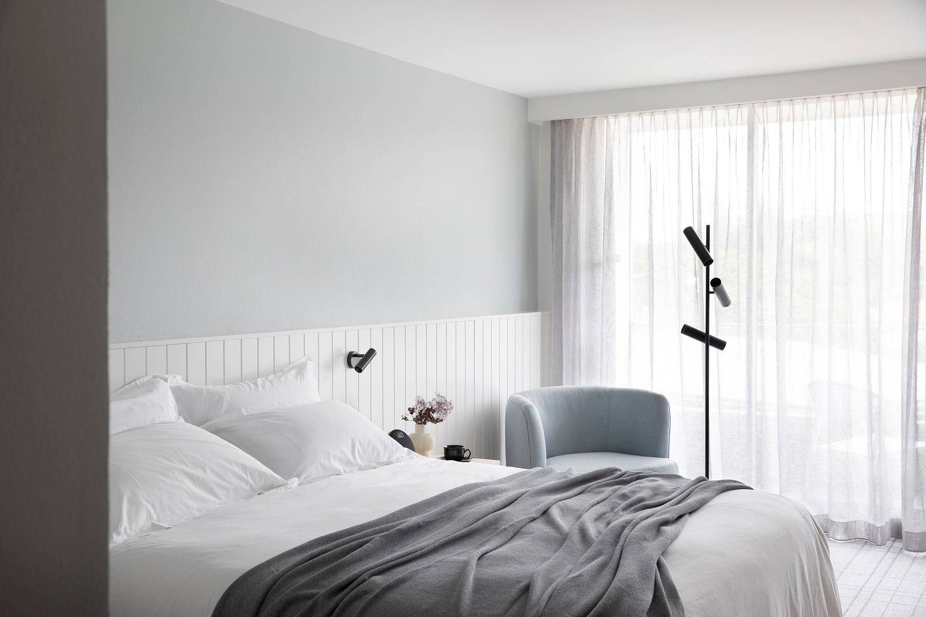 Superior Room 1 King Bed