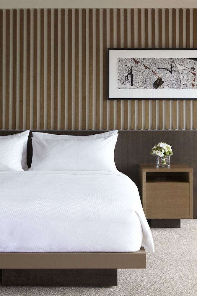 Cove Suite
