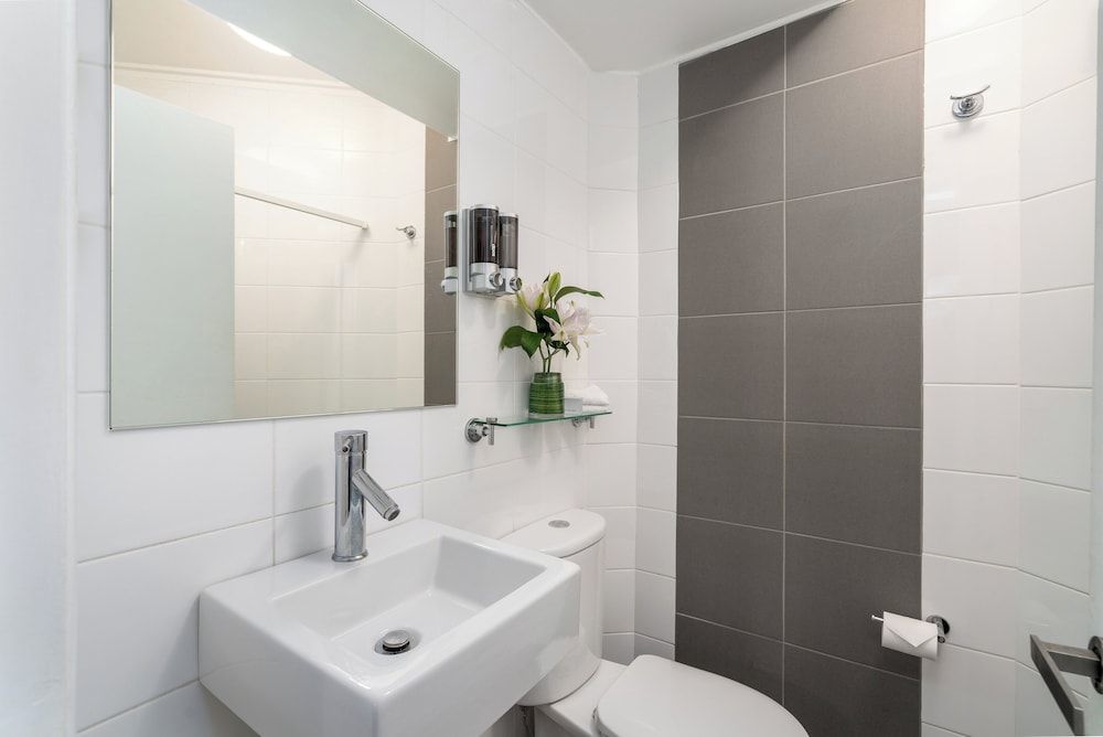 Park Regis City Centre Economy Room 2