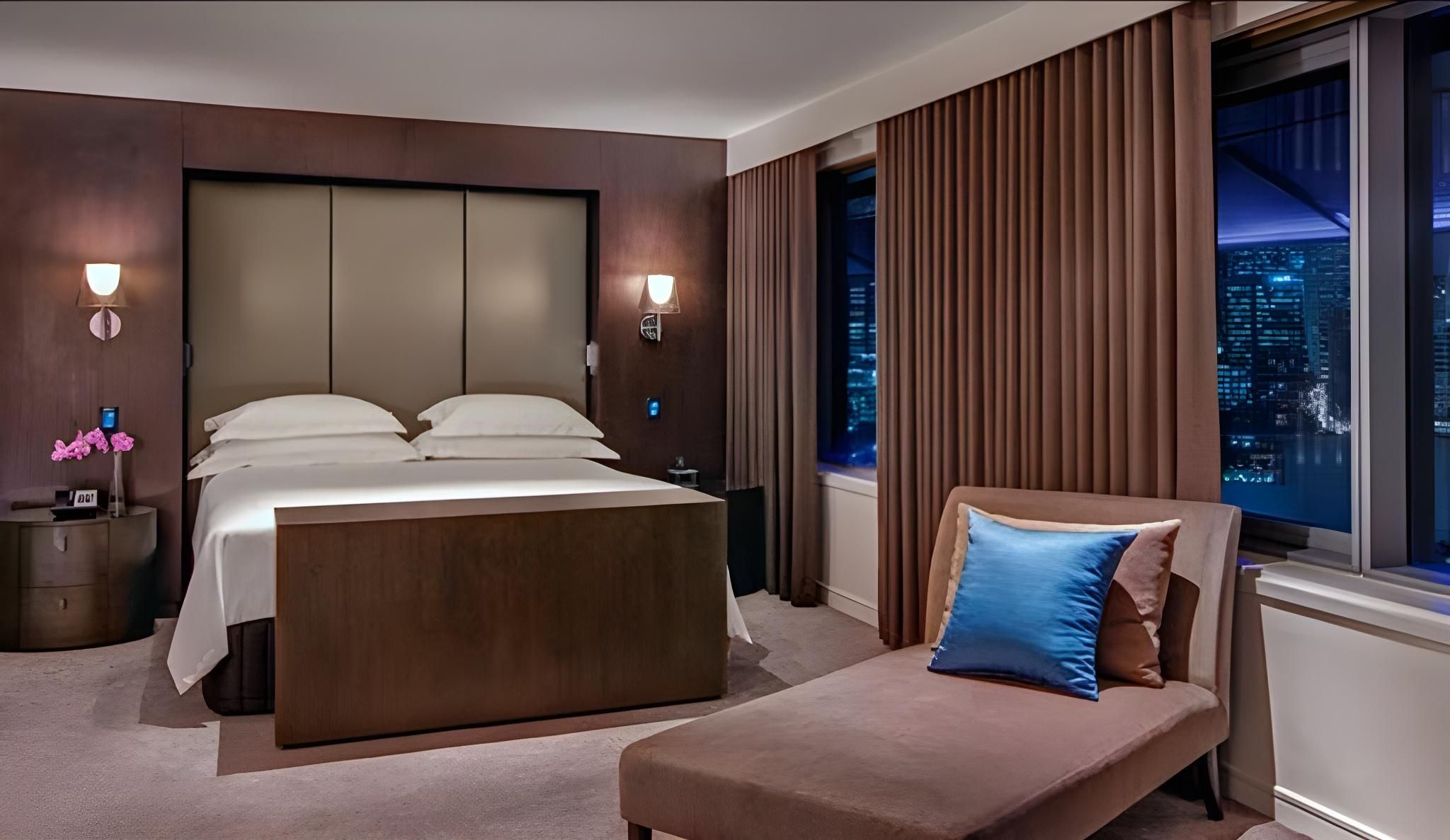 1-Bedroom Pyrmont View with Office