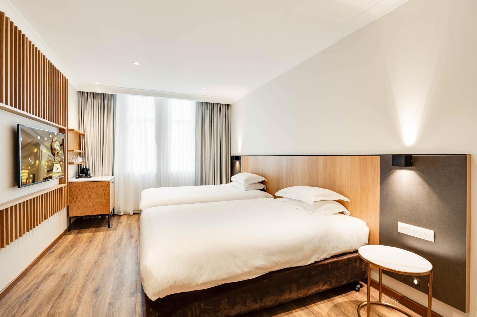 undefined The Grace Hotel 4