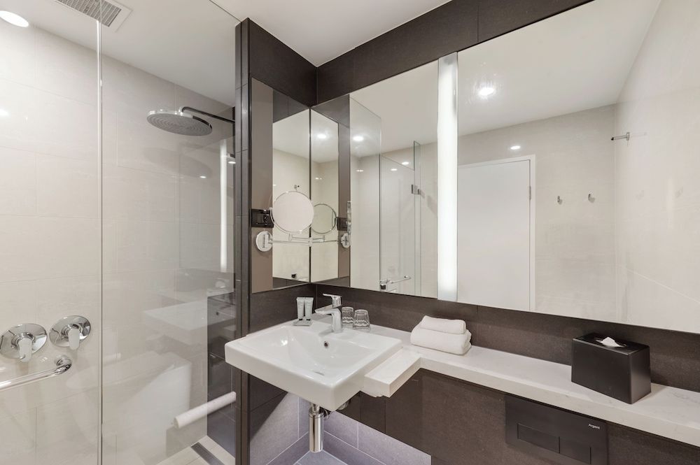 The Grace Hotel Signature Superior King Room 6