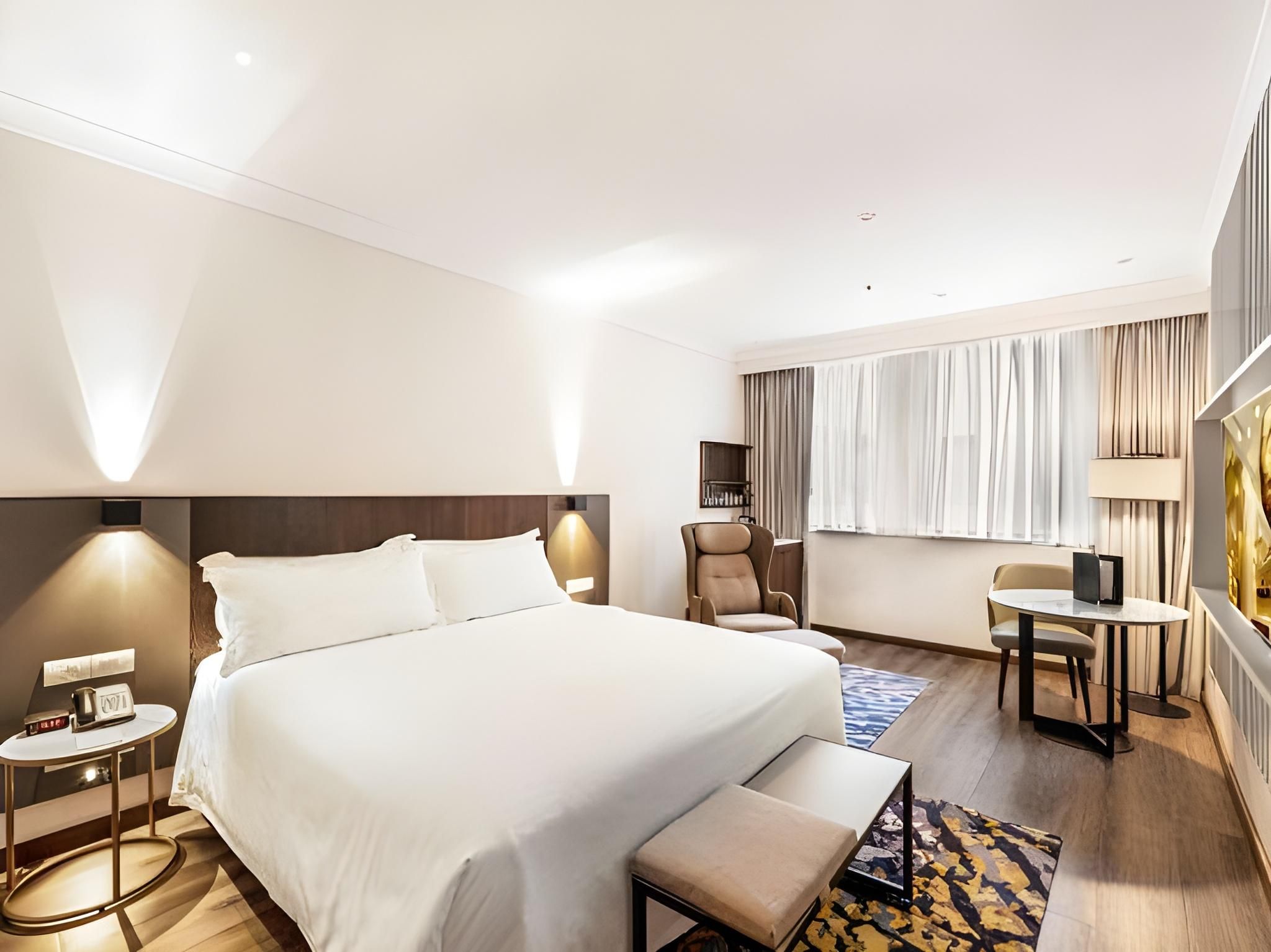 The Grace Hotel Signature Superior King Room 3