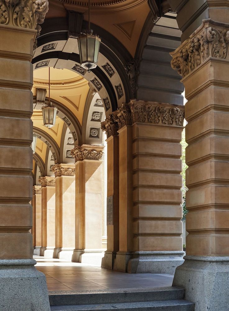 undefined The Fullerton Hotel Sydney 4