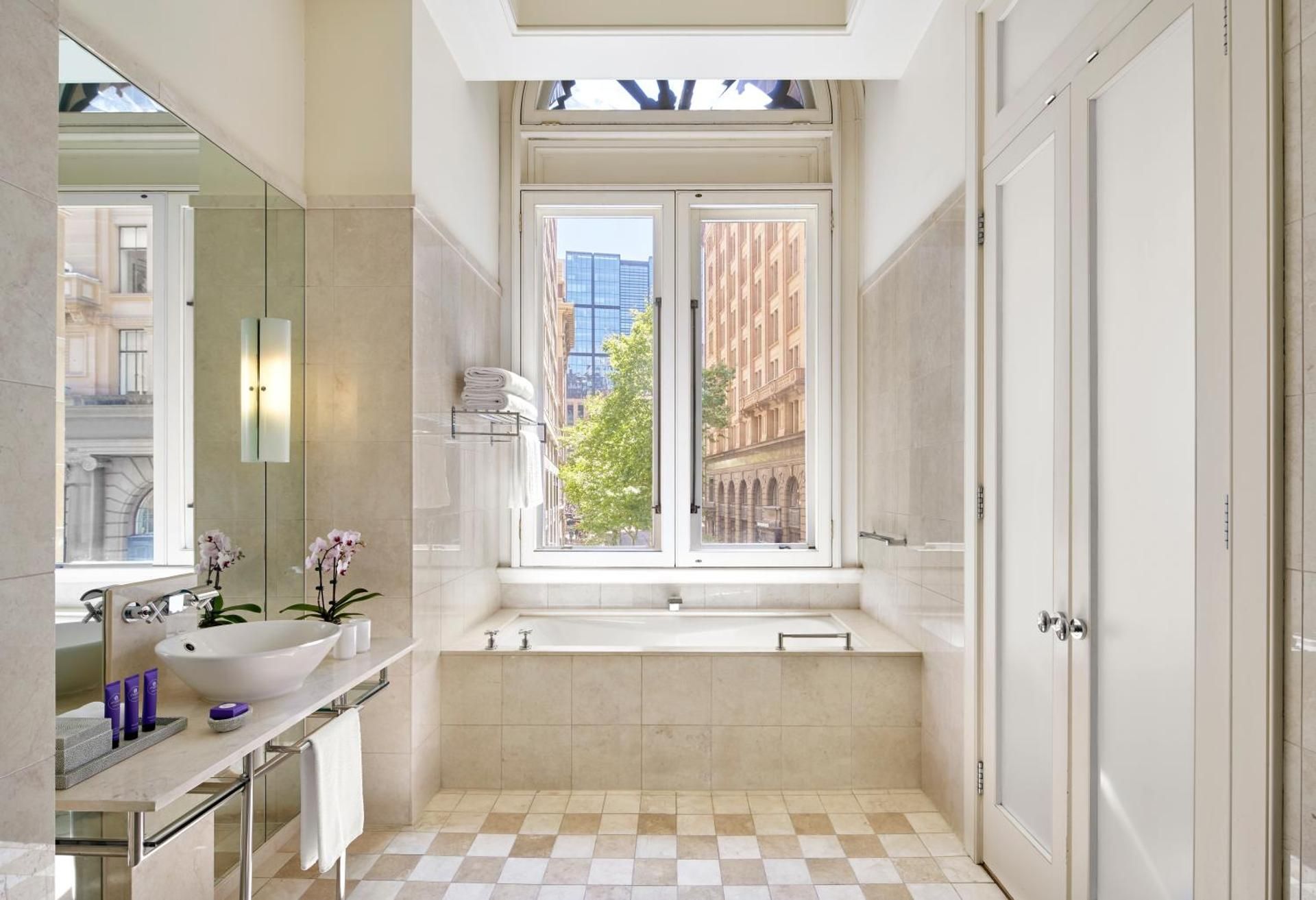 Heritage Superior King