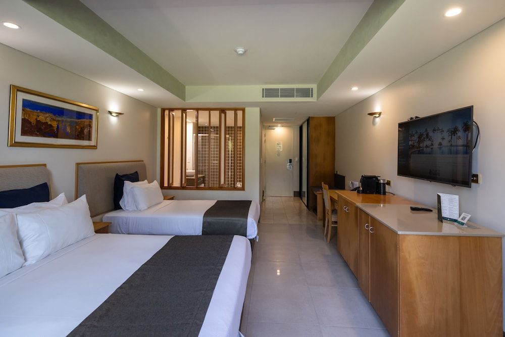 Mindil Beach Casino Resort Family Room (Spa, Superior) 5