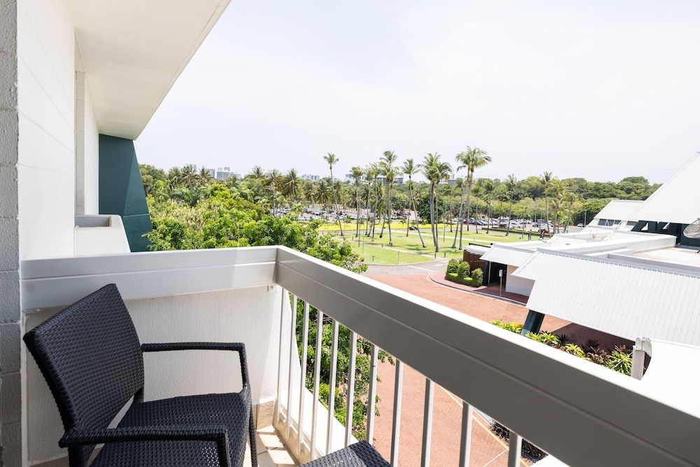 Mindil Beach Casino Resort Family Room (Deluxe) 4