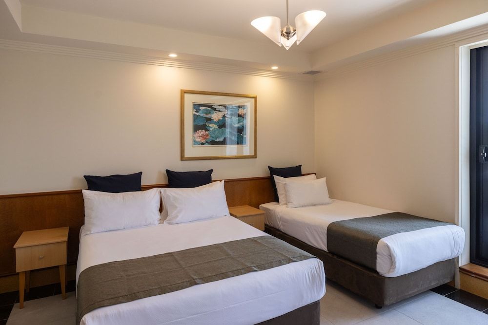 Mindil Beach Casino Resort Family Room (Deluxe) 2