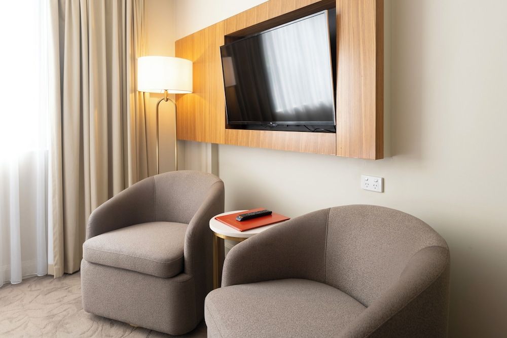 Hotel Diana Woolloongabba Wheelchair Accessible, 1 King 5