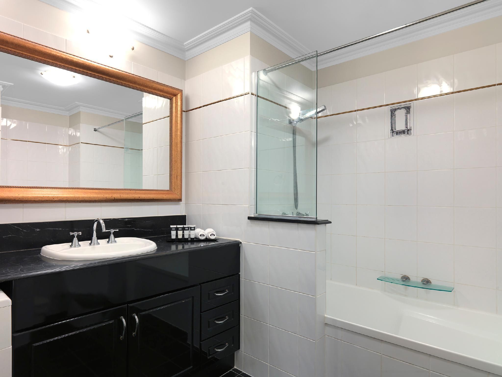 Adina Apartment Hotel Brisbane Anzac Square One Bedroom Apartment 2