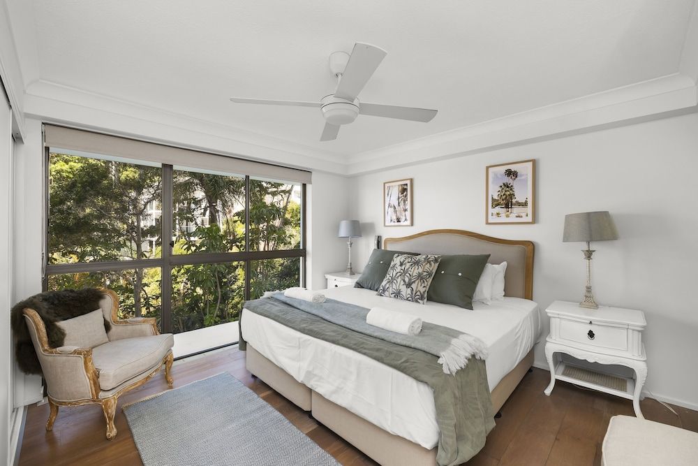 Family 2.5 Bedroom Ocean View Apartment