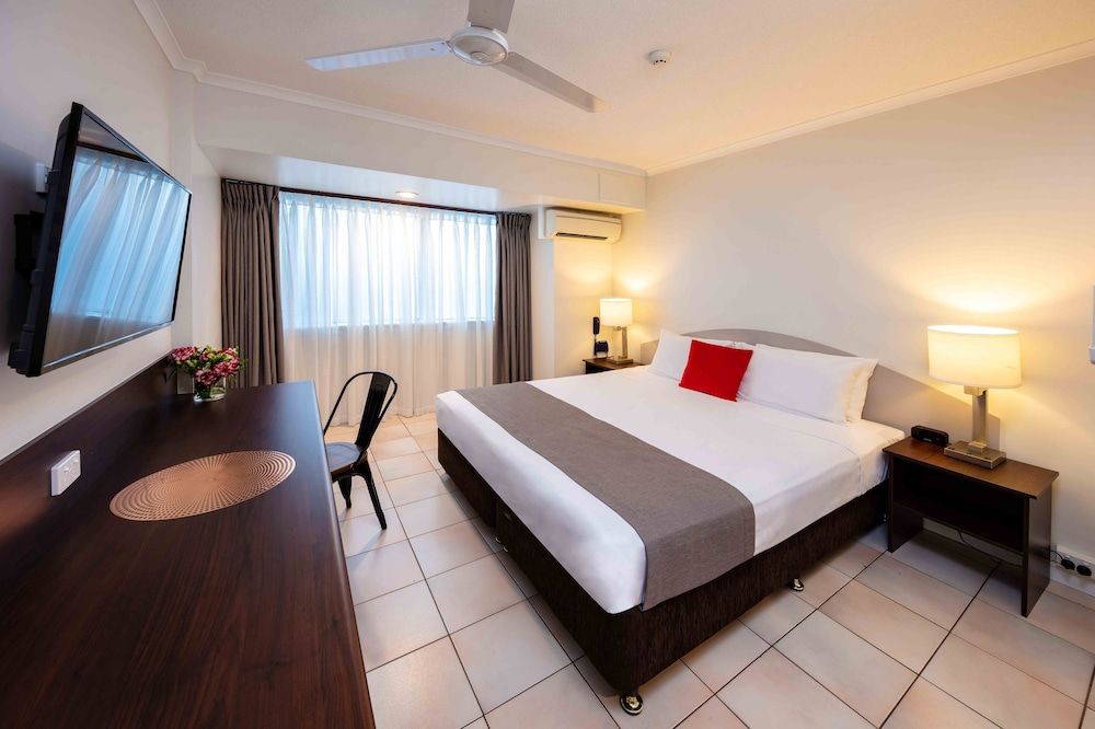 undefined Hides Hotel Cairns