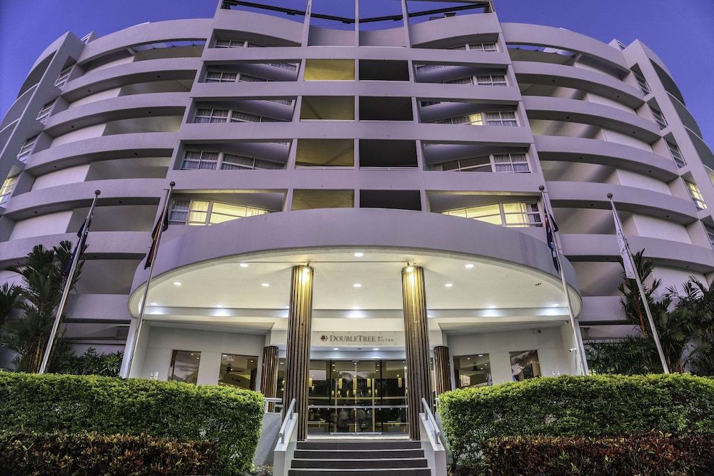 undefined DoubleTree by Hilton Hotel Cairns 3