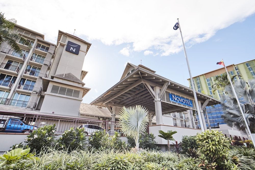 undefined Novotel Cairns Oasis Resort 2