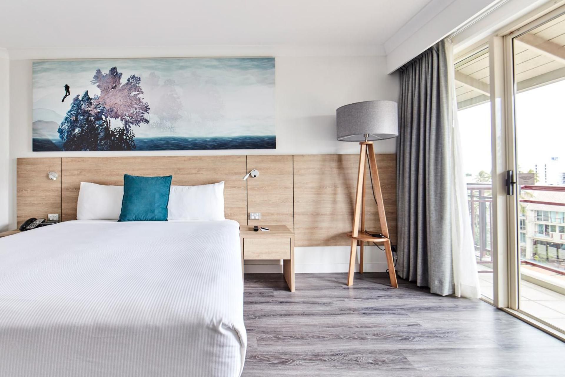 Deluxe Room 1 King