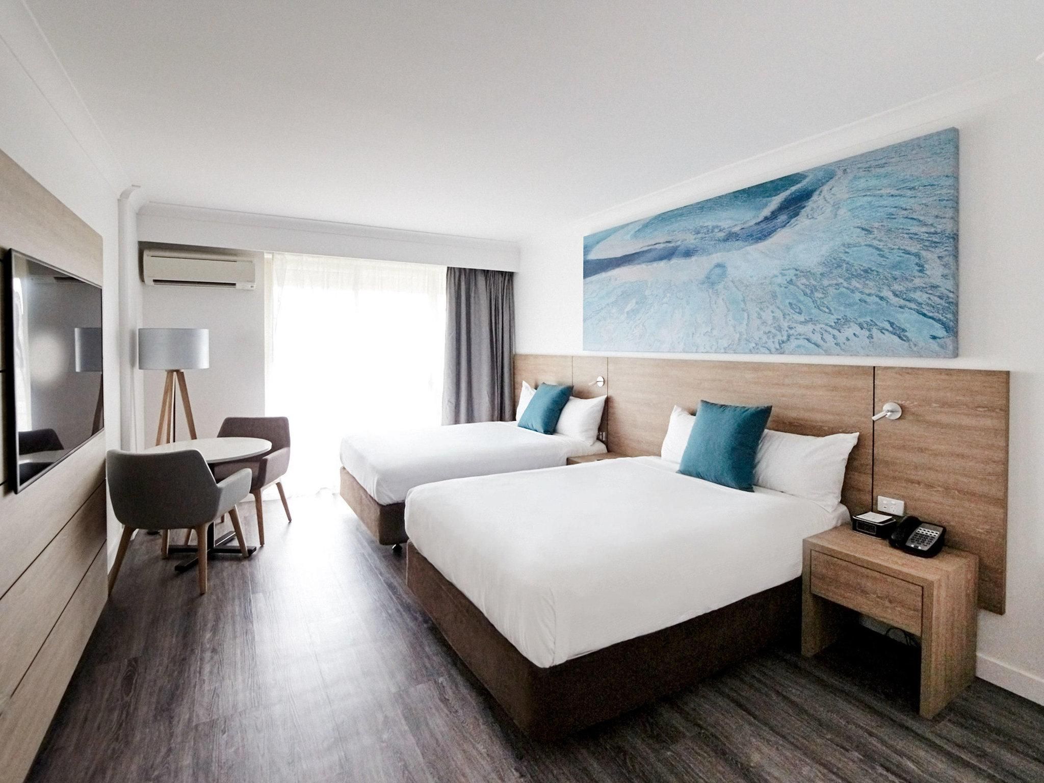 Deluxe Room 2 Queen Beds Pool View