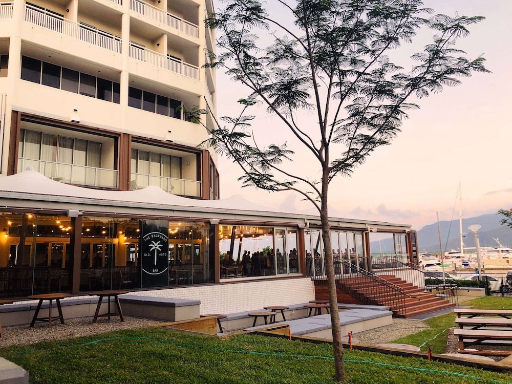 undefined Shangri-La The Marina, Cairns 7