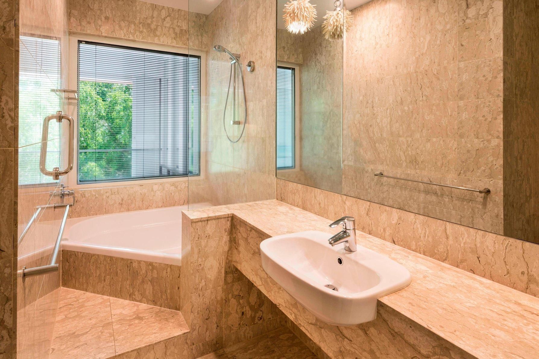 Group Room, Guest room, King or Double