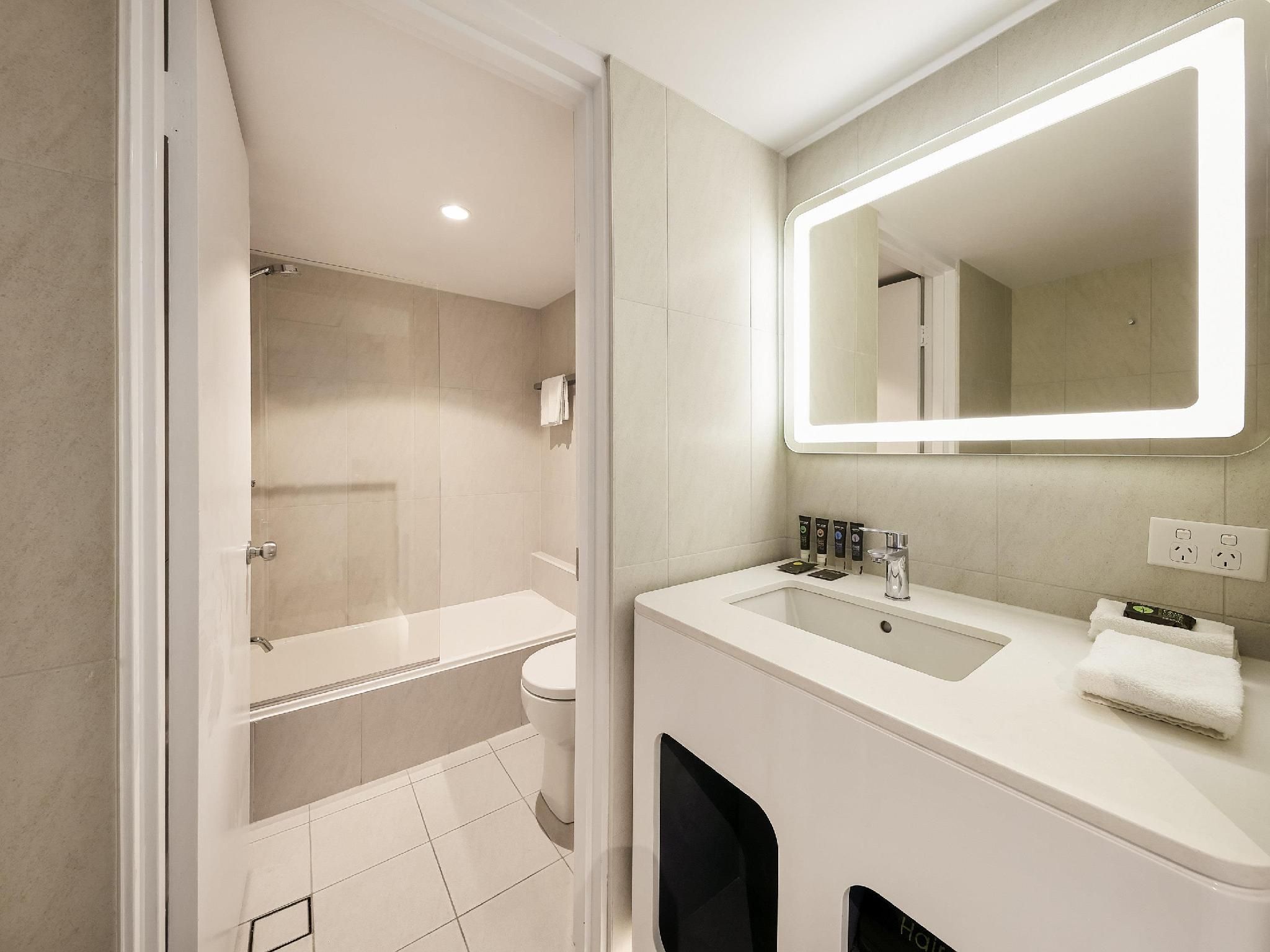 Deluxe Ocean View Room with 2 Double Beds