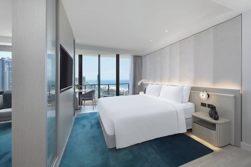 undefined JW Marriott Gold Coast Resort & Spa 5