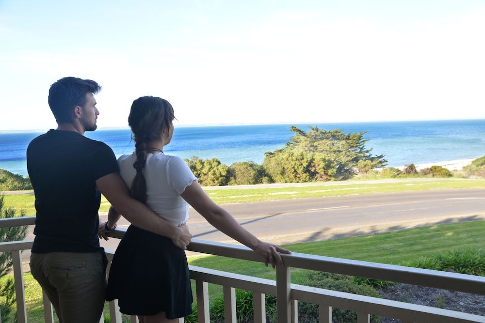 Kangaroo Island Seaside Inn Superior Room, 1 king and 2 single beds 4