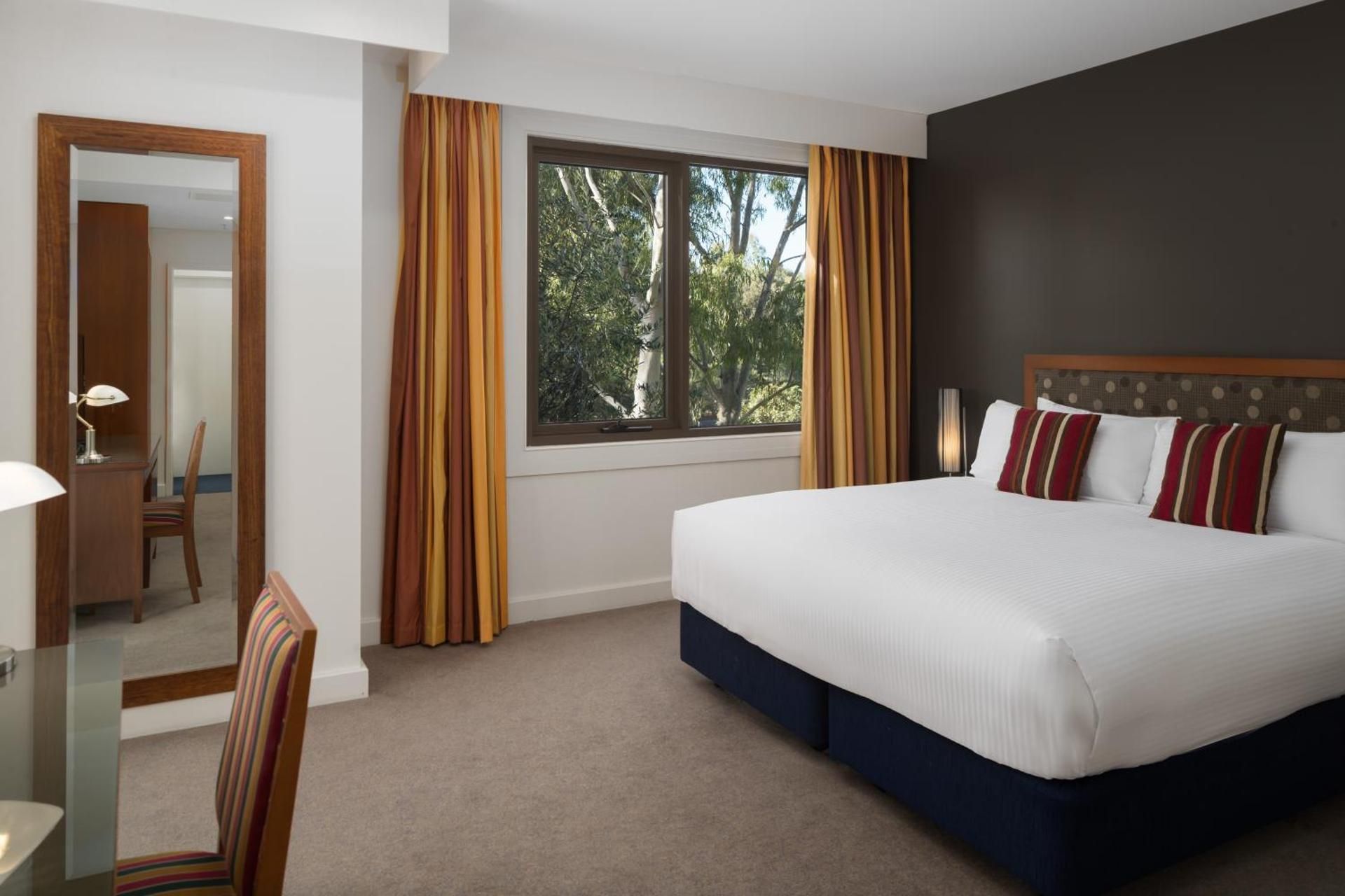 1 Bedroom Suite