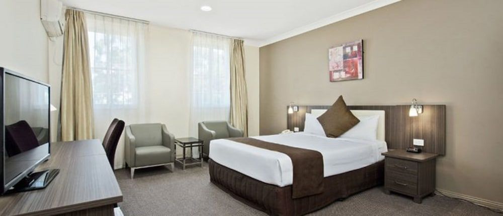Executive Suite