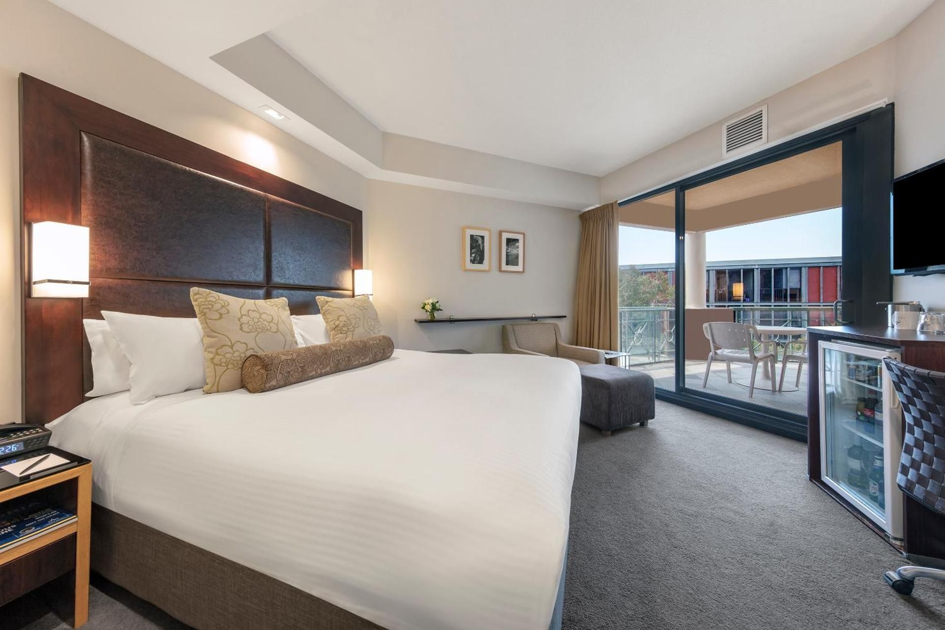 2-Bedroom Apartment with Balcony