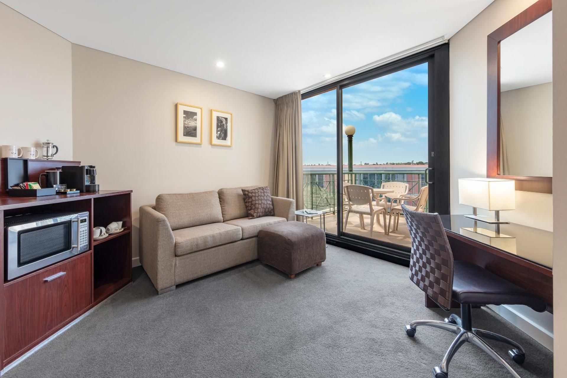 1-Bedroom Loft Apartment with Balcony