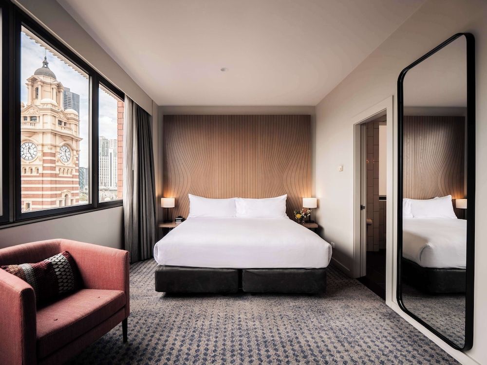 undefined DoubleTree by Hilton Hotel Melbourne - Flinders Street 4