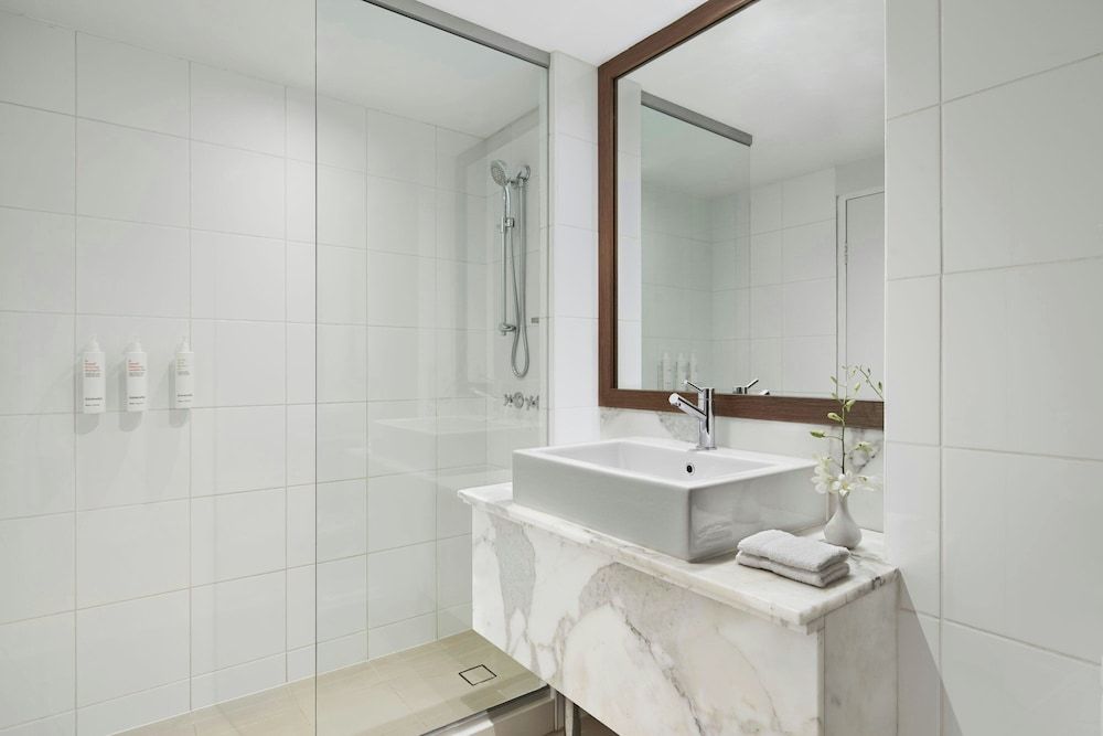 Melbourne Marriott Hotel Premier Room, 1 Queen Bed, Non Smoking 7