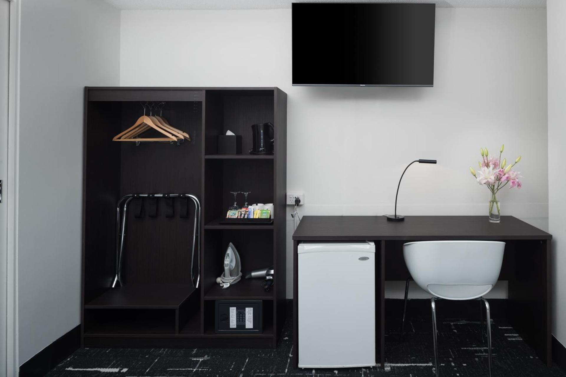 Superior 2 Queen Beds