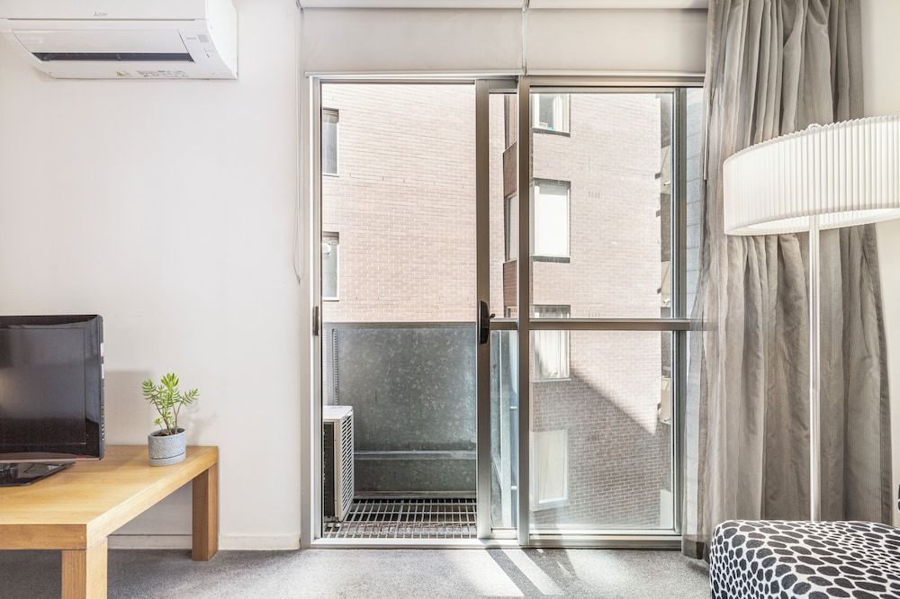 Punthill Little Bourke Studio Apartment 7