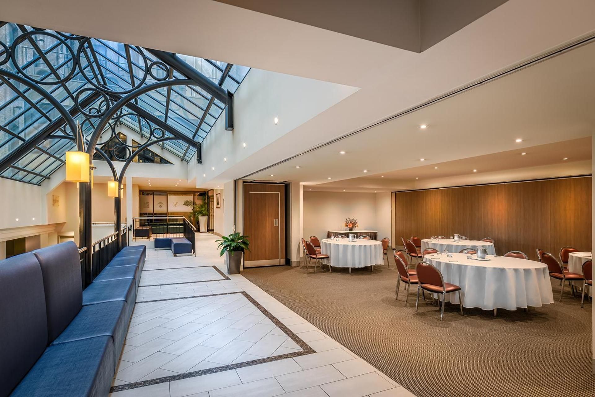 meeting room / ballrooms