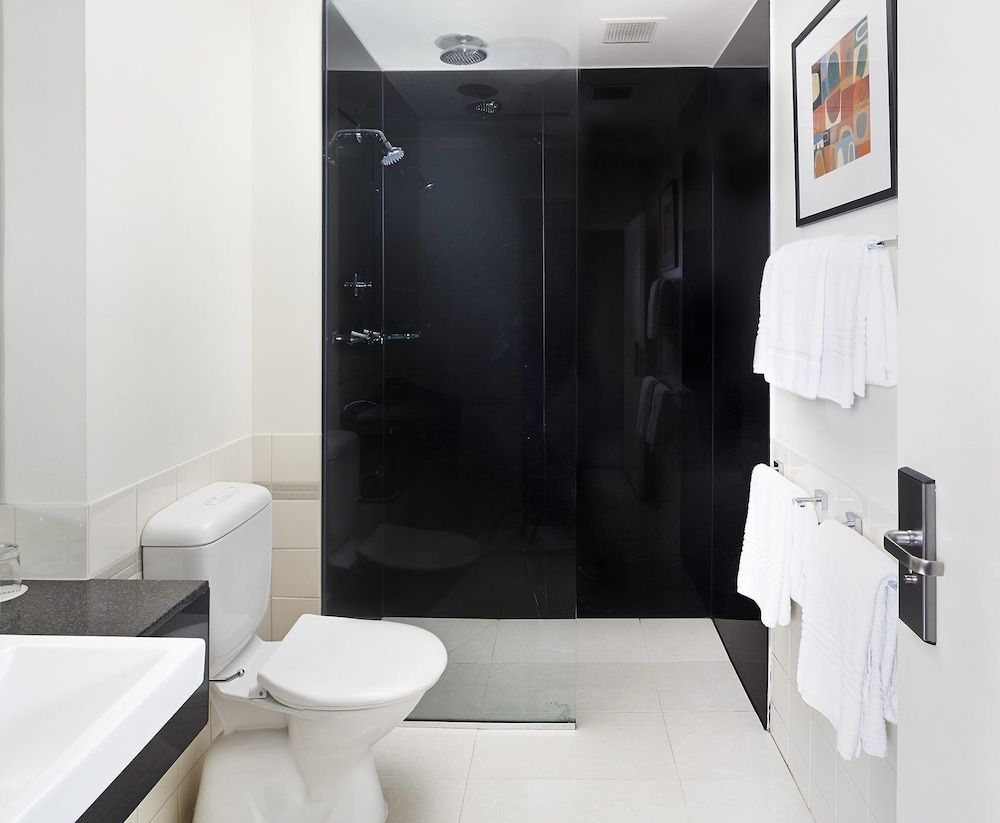 undefined Flagstaff Gardens Hotel Melbourne 6