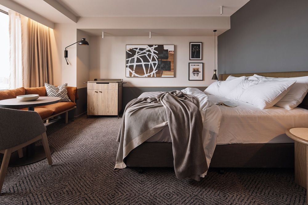 undefined Rydges Melbourne 4