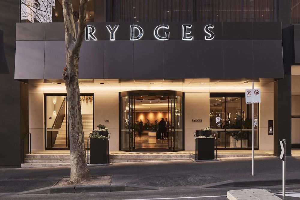 undefined Rydges Melbourne 3