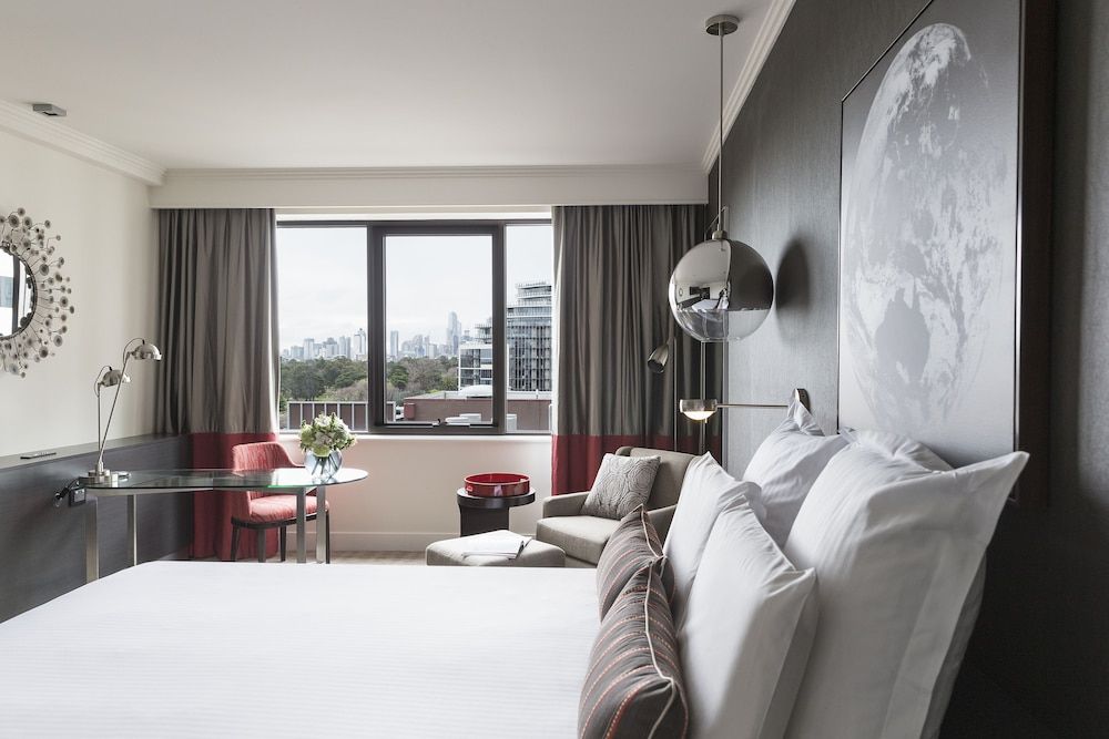 Pullman Melbourne Albert Park Classic Room, 2 Twin Beds 3