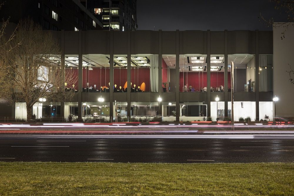 undefined Pullman Melbourne Albert Park 3