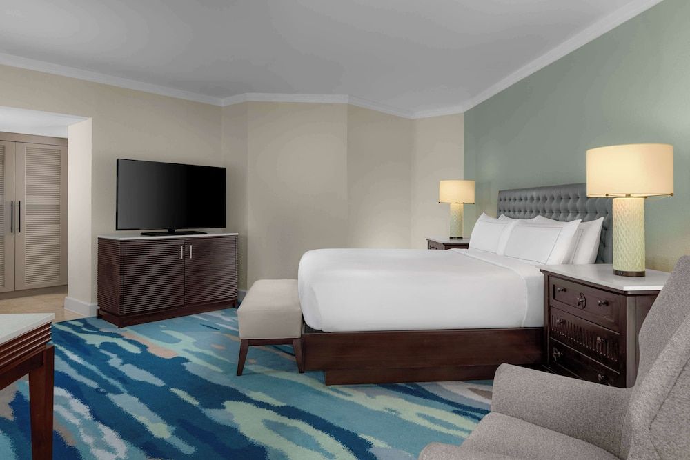 Club Room, 1 King Bed (Aruba Tower)