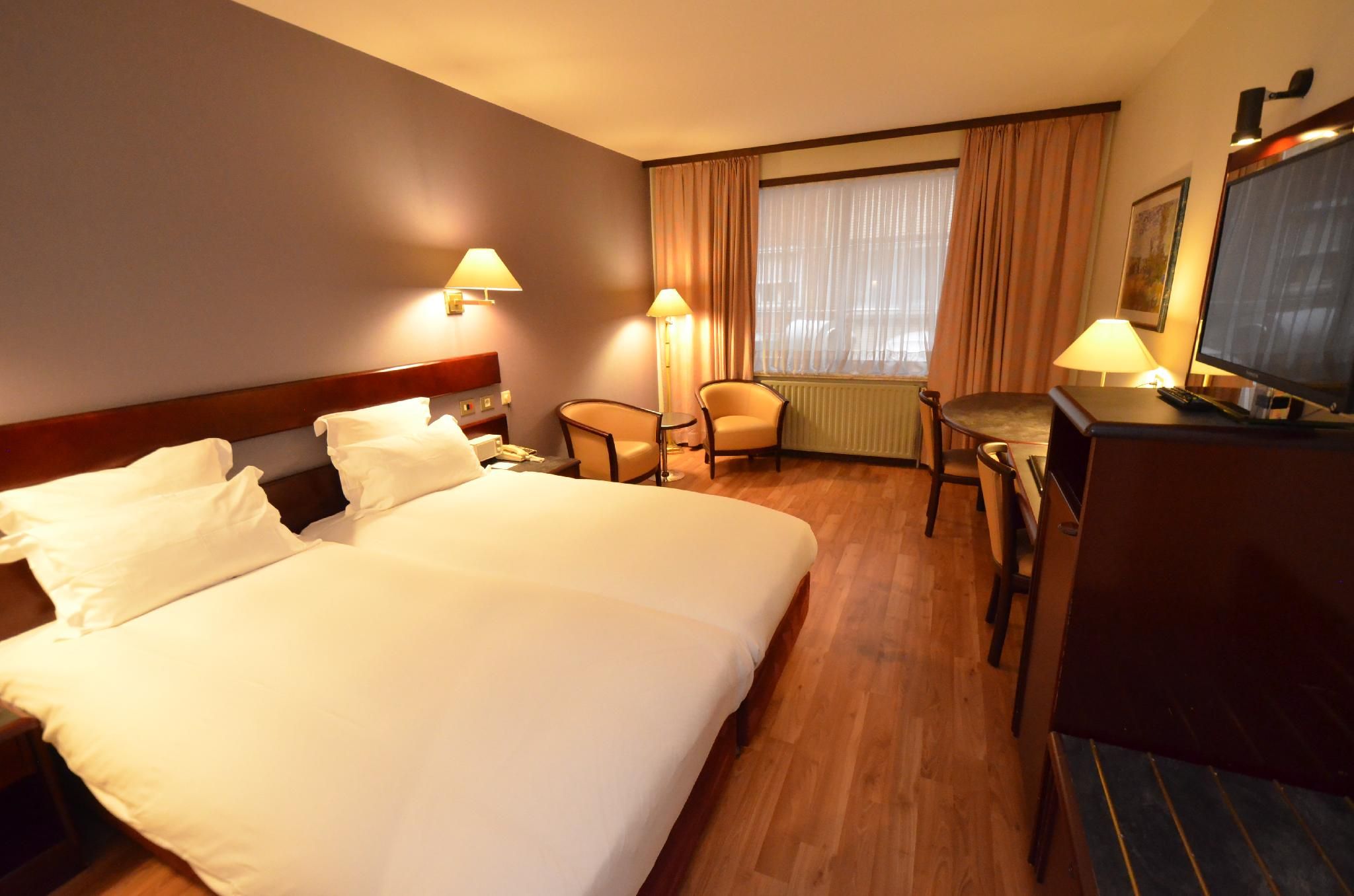 Comfort Twin Room - Non-Smoking