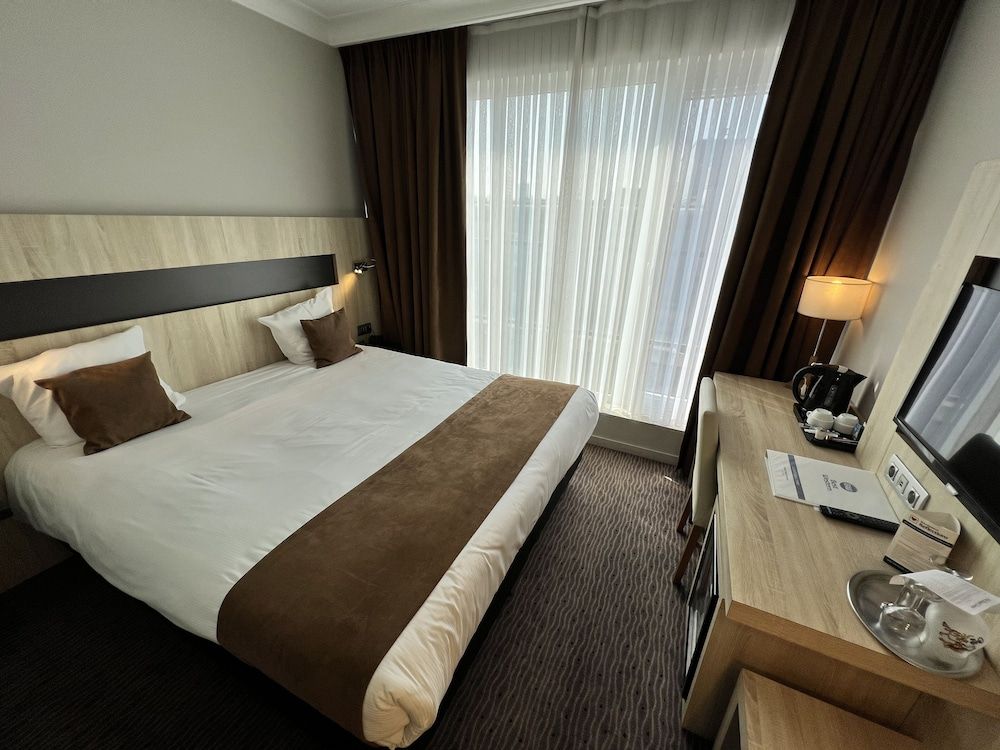 Best Western Hotel Royal Centre Standard Room, 1 Queen Bed, Non Smoking 11