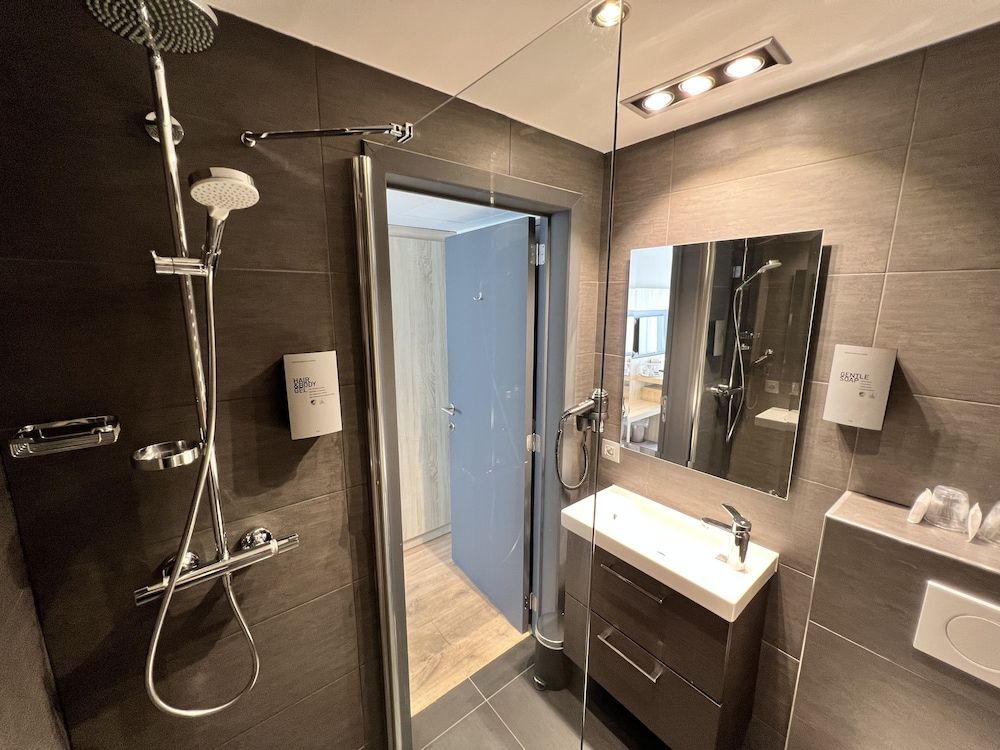 Best Western Hotel Royal Centre Standard Room, 1 Queen Bed, Non Smoking 27