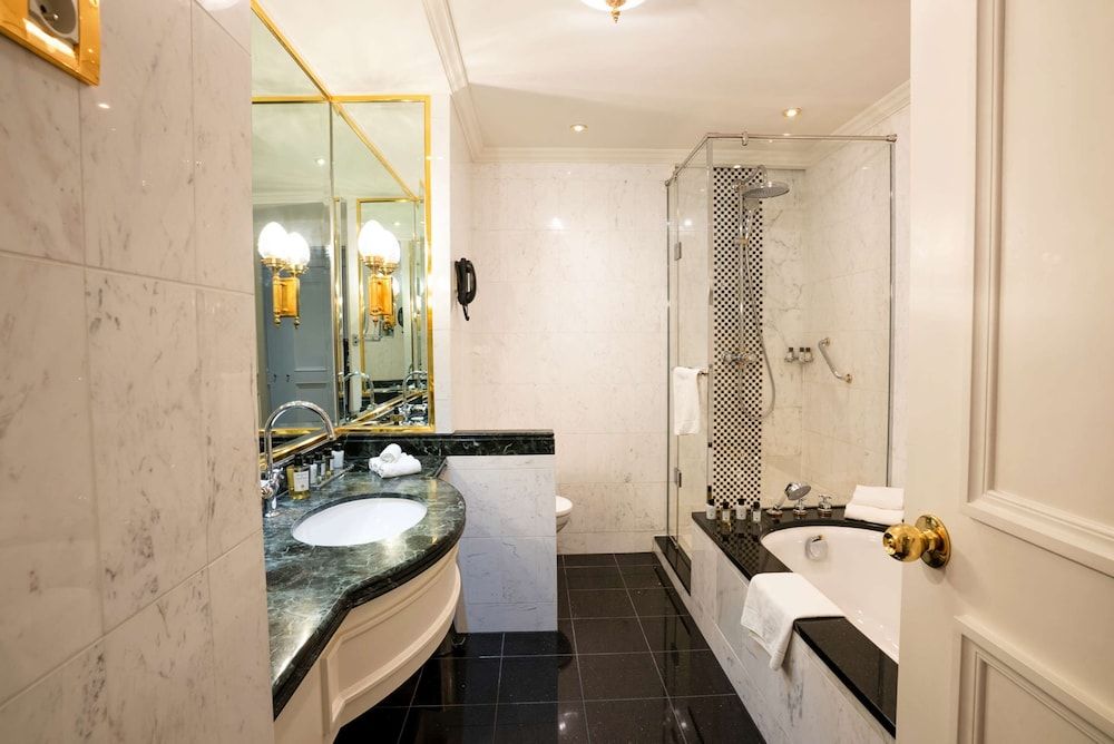 Steigenberger Icon Wiltcher's Superior Room 4