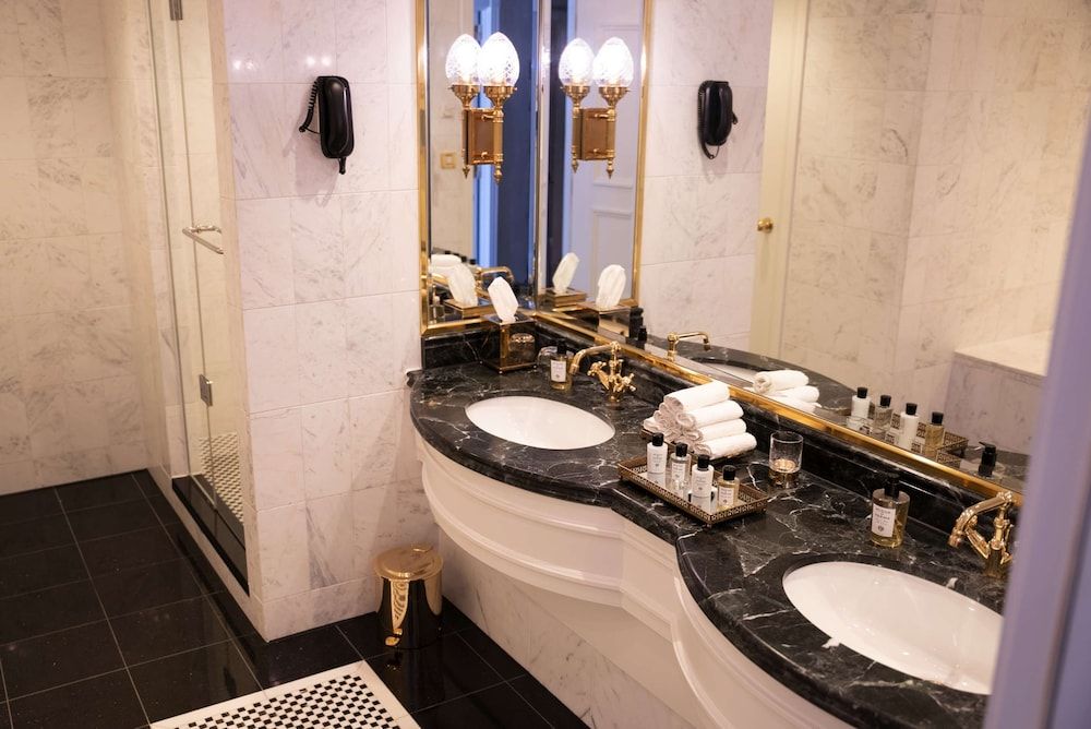 Steigenberger Icon Wiltcher's Superior Room 5