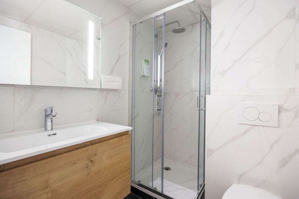 undefined Hotel Louise 4